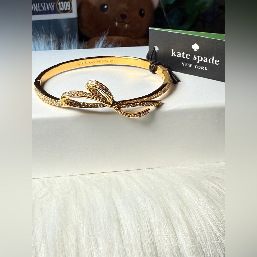 NEW‼️KATE SPADE NEW YORK All Tied Up Pave Bangle BRACELET